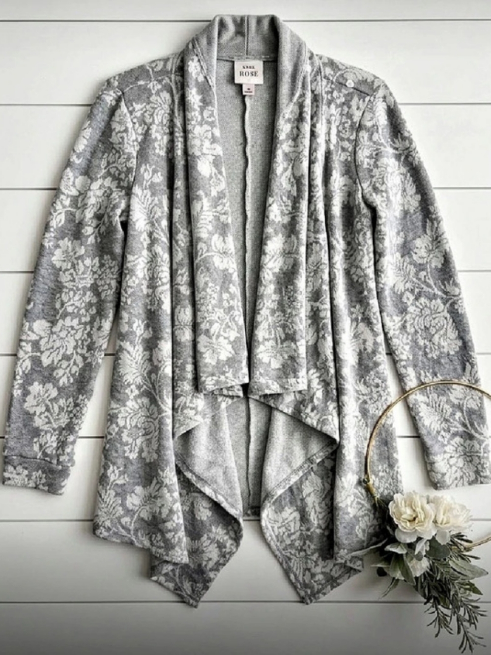 Knox Rose Floral Draped Cardigan in Gray Size Medium